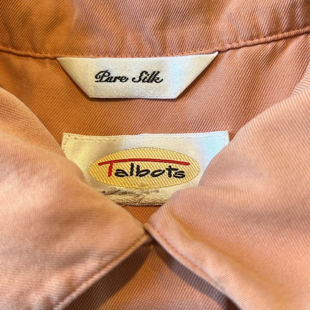 Vintage Talbots Silk Short Sleeve Button-Down - Picture 5 of 10